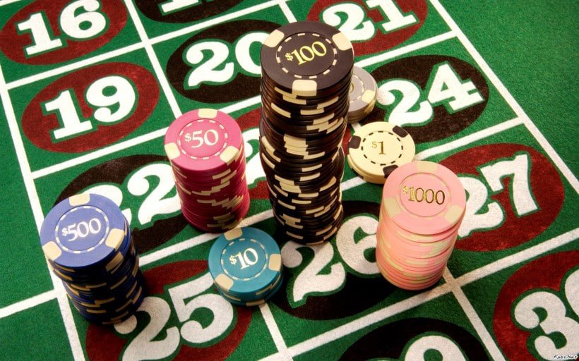 Philippines player completing a ph8 casino deposit on mobile using GCash or online banking